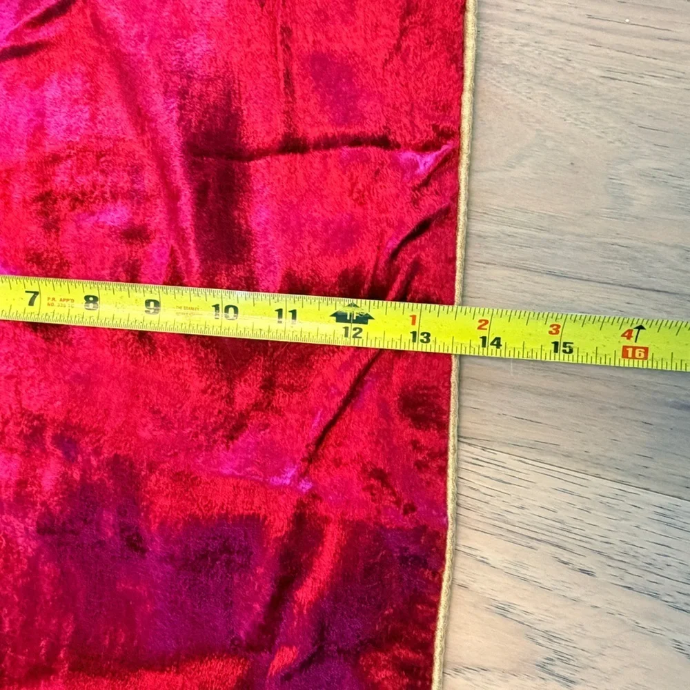 Pier 1 Christmas Holiday Table Runner Viscose Velvet Jeweled Star Red Beaded